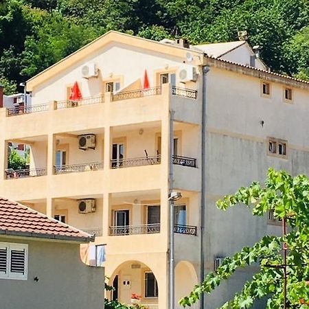 Apartments Manojlovic Budva Exteriör bild