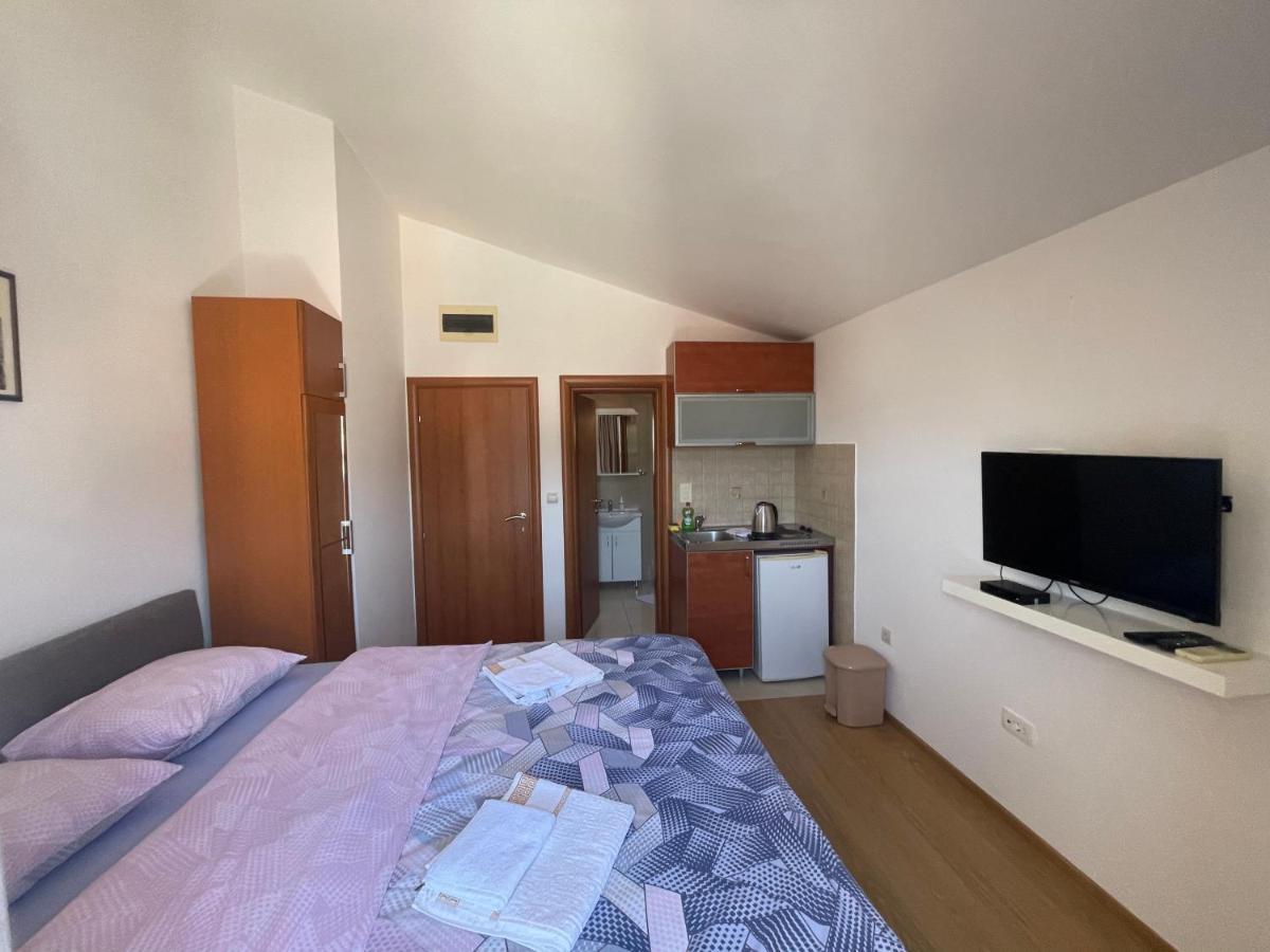Apartments Manojlovic Budva Exteriör bild