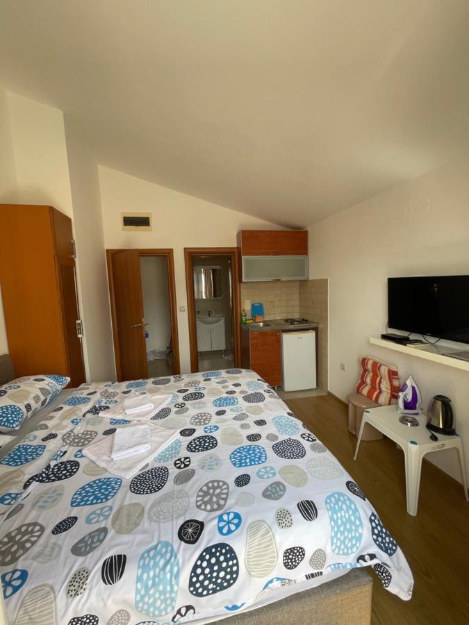 Apartments Manojlovic Budva Exteriör bild