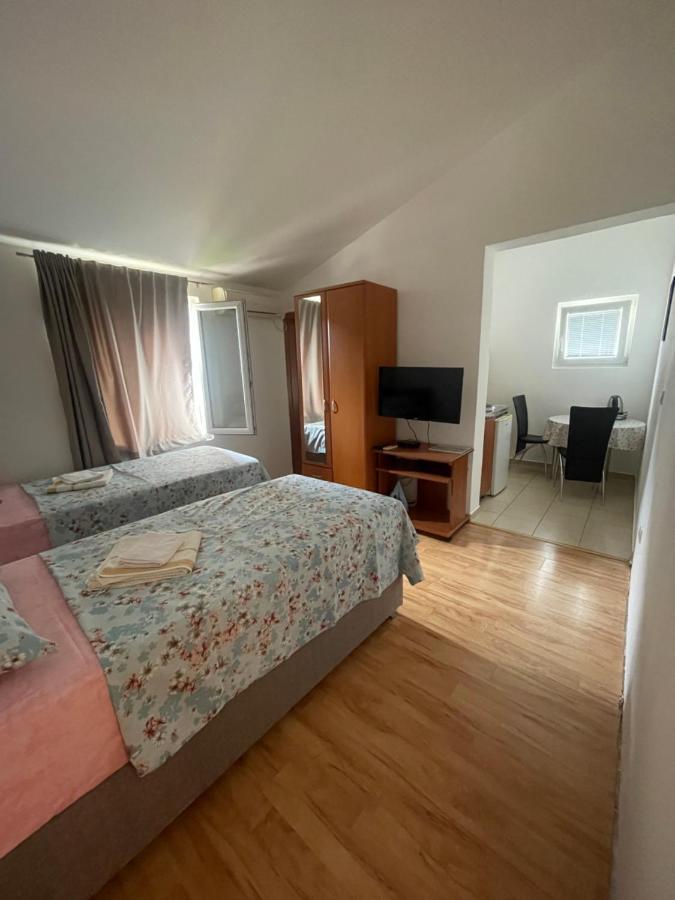 Apartments Manojlovic Budva Exteriör bild