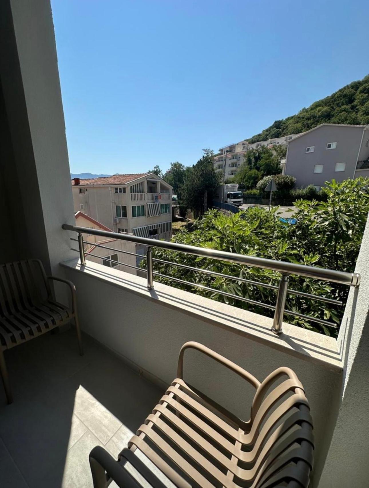 Apartments Manojlovic Budva Exteriör bild