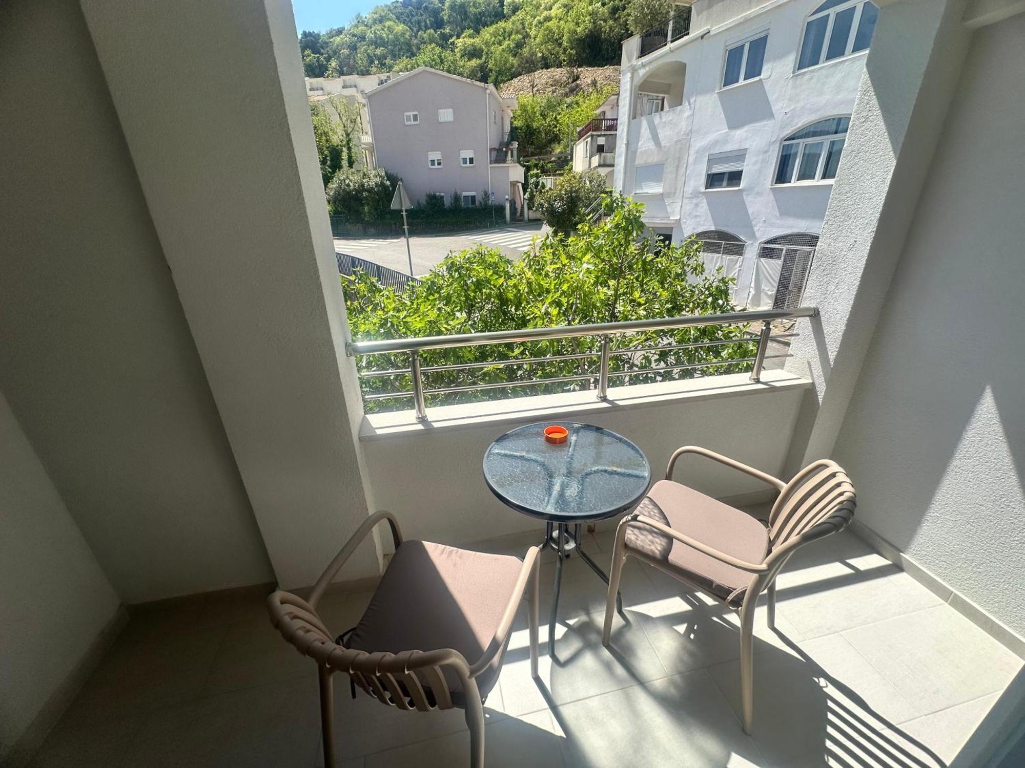 Apartments Manojlovic Budva Exteriör bild