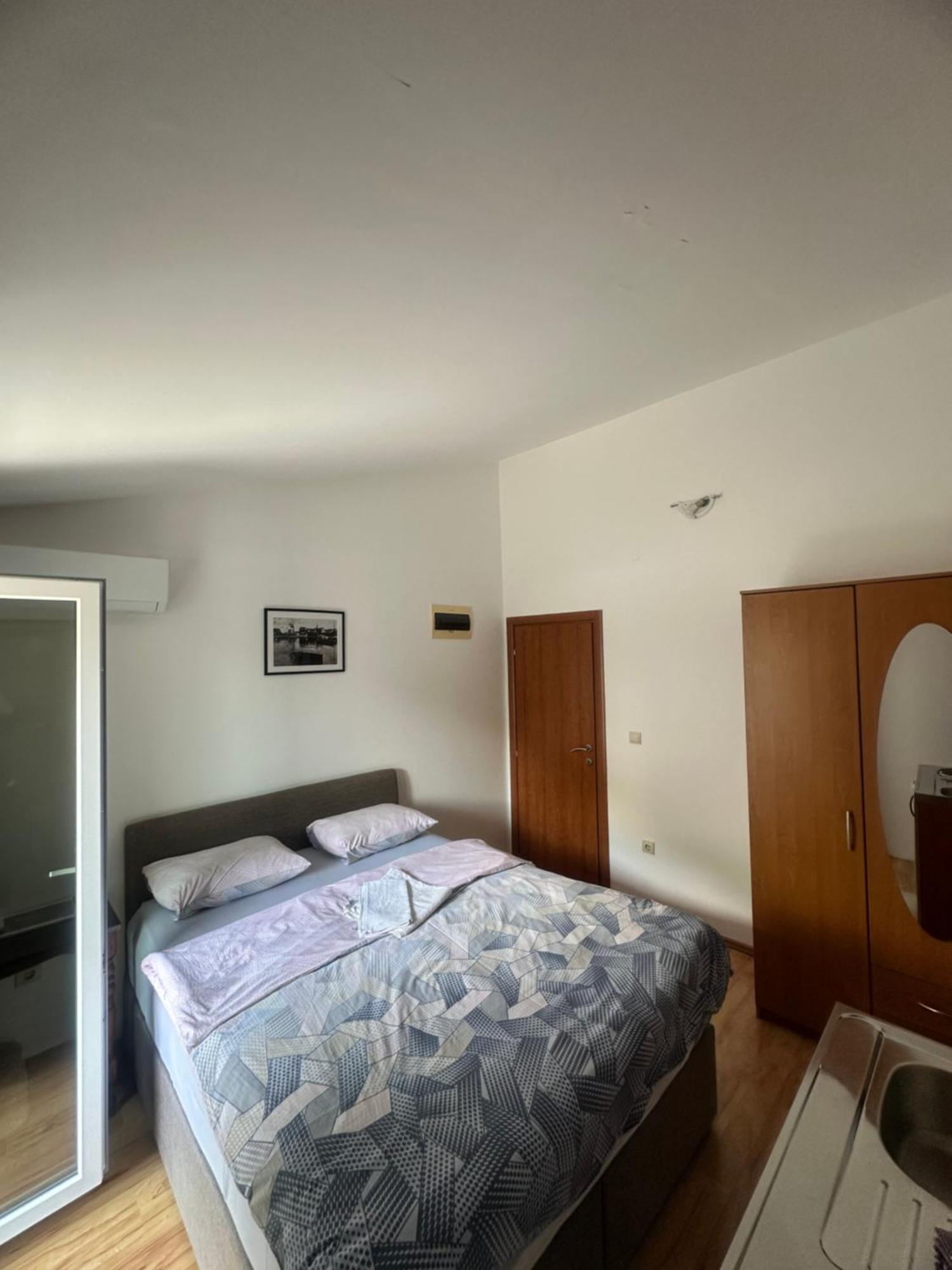 Apartments Manojlovic Budva Exteriör bild